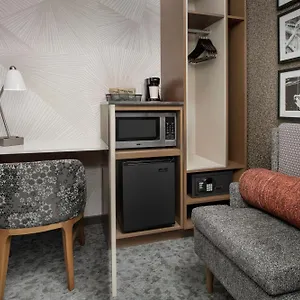 3* Hotel Springhill By Marriott Queens